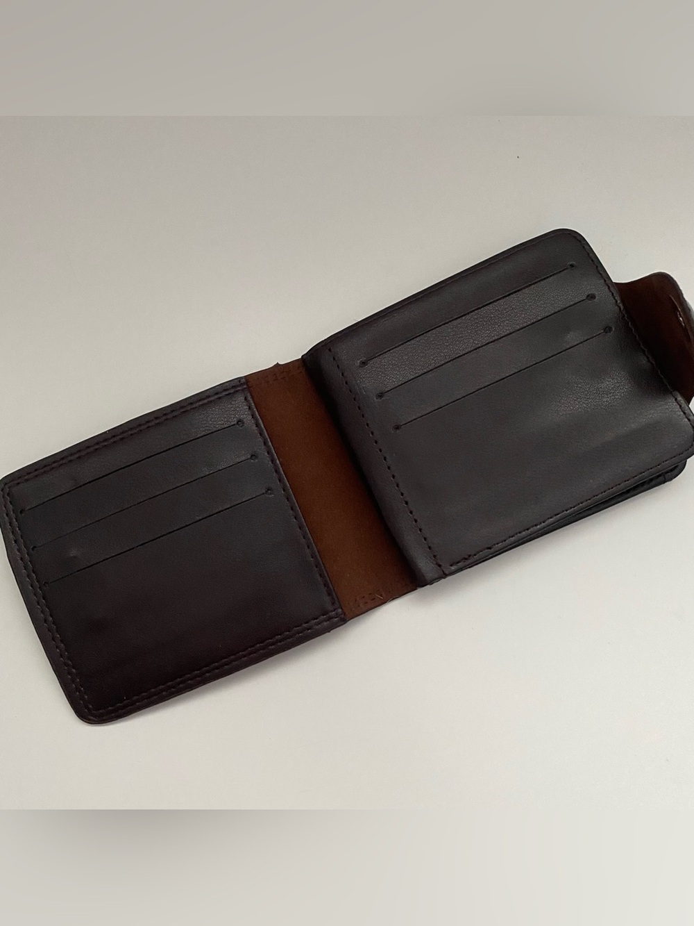Designer Inspired Wallet - Picture 3 of 7